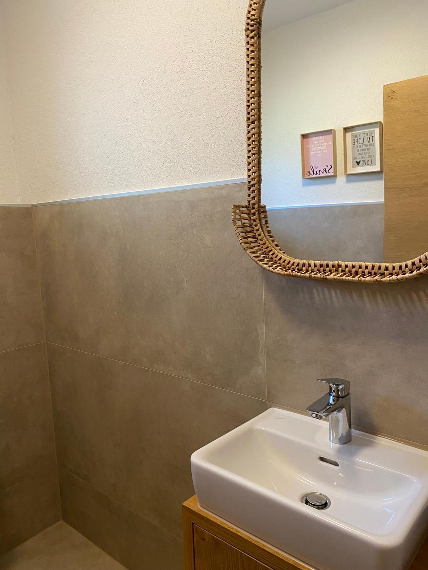 צל אם צילר Sunside Apartment מראה חיצוני תמונה